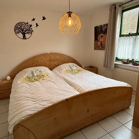 Zijperbries * Oudesluis (North Holland)